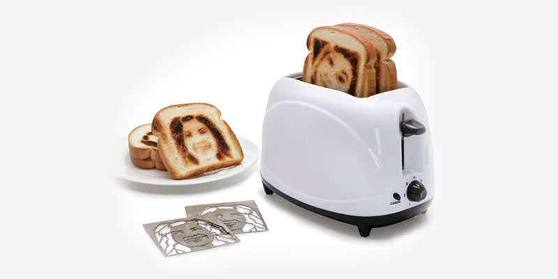 selfie-toaster